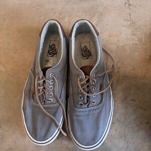 Used pair of size 10 US men’s vans shoes